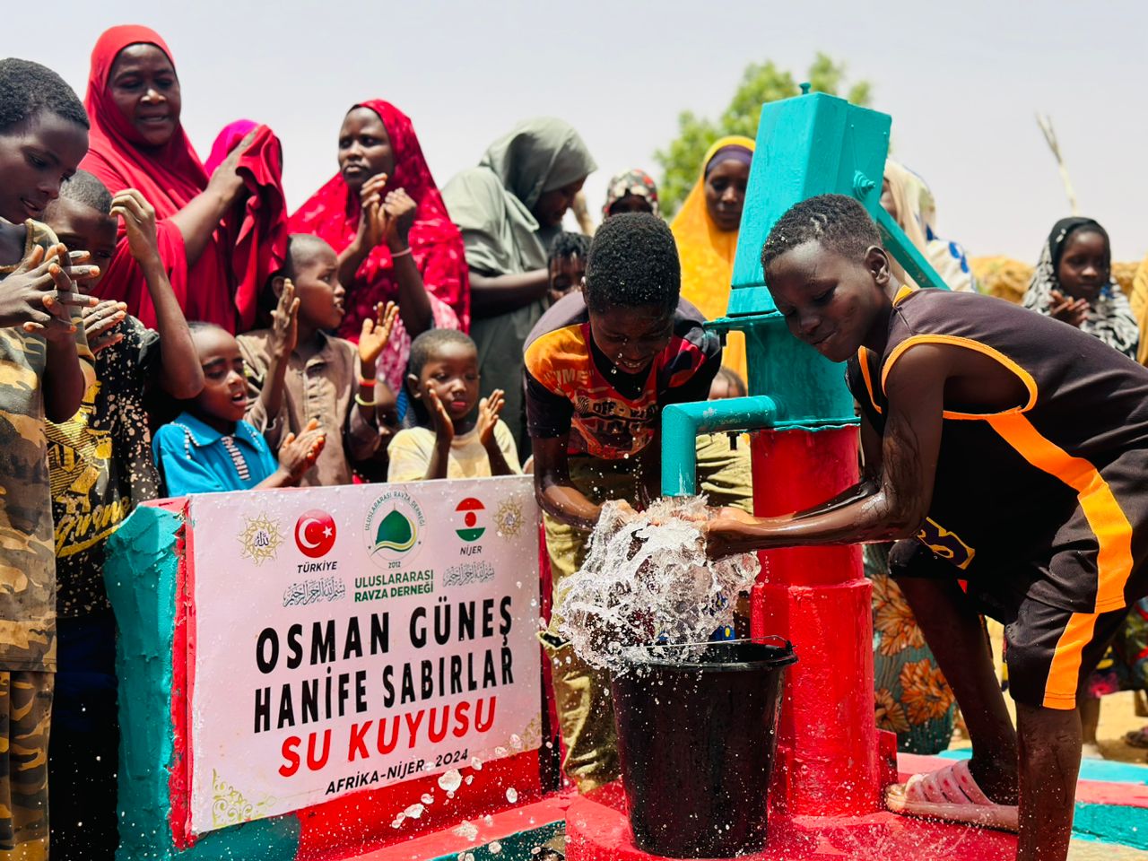 Afrika Tulumbalı su kuyusu