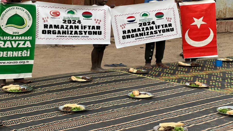 Türkiye ve gazze başta olmak üzere 9 ülkede 20 sofra ile iftarlarımızı açtık