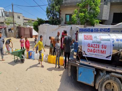 GAZZELİ KARDEŞLERİMİZİN YANINDAYIZ.